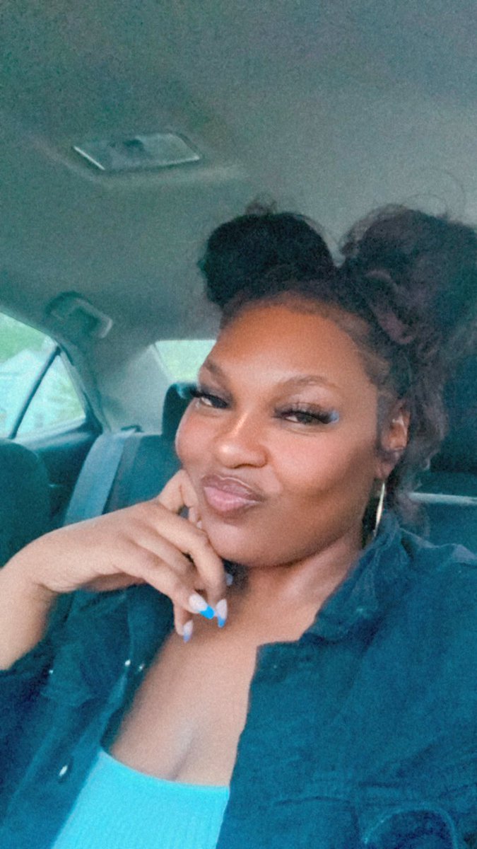 Champaynee_Lyfe's tweet photo. Lash style: The Blu’$ https://t.co/JgkyUmGnCE