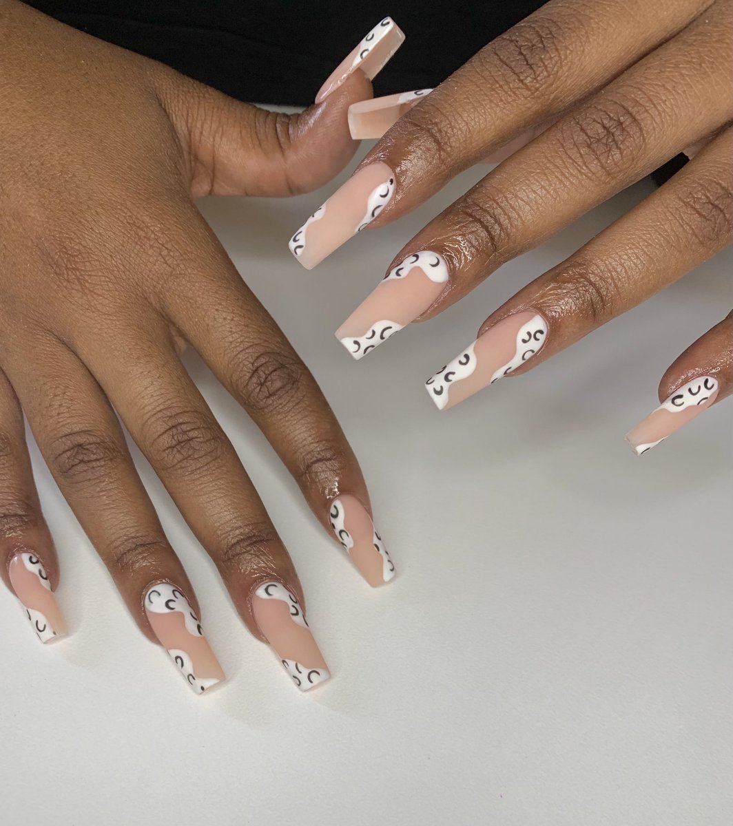 claragamanails's tweet photo. For bookings please whatsApp or call on 0840668700 #claragamanails #centurionnails https://t.co/eeSIhPn6Ax