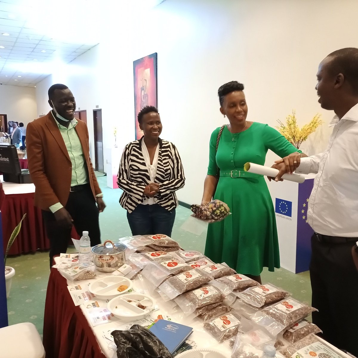 EADC_Uganda's tweet photo. It was a great opportunity to be part of the aBi Green Challenge Fund Launch. @aBiDevtFinance
@MonaMuguma @AlumoSheila
#aBiGreenFund
#ecofriendly #greeningchallenge #environmentallyfriendly 
#precookedbeans 
#lesscharcoalmoretrees https://t.co/XIOJWbCOoZ