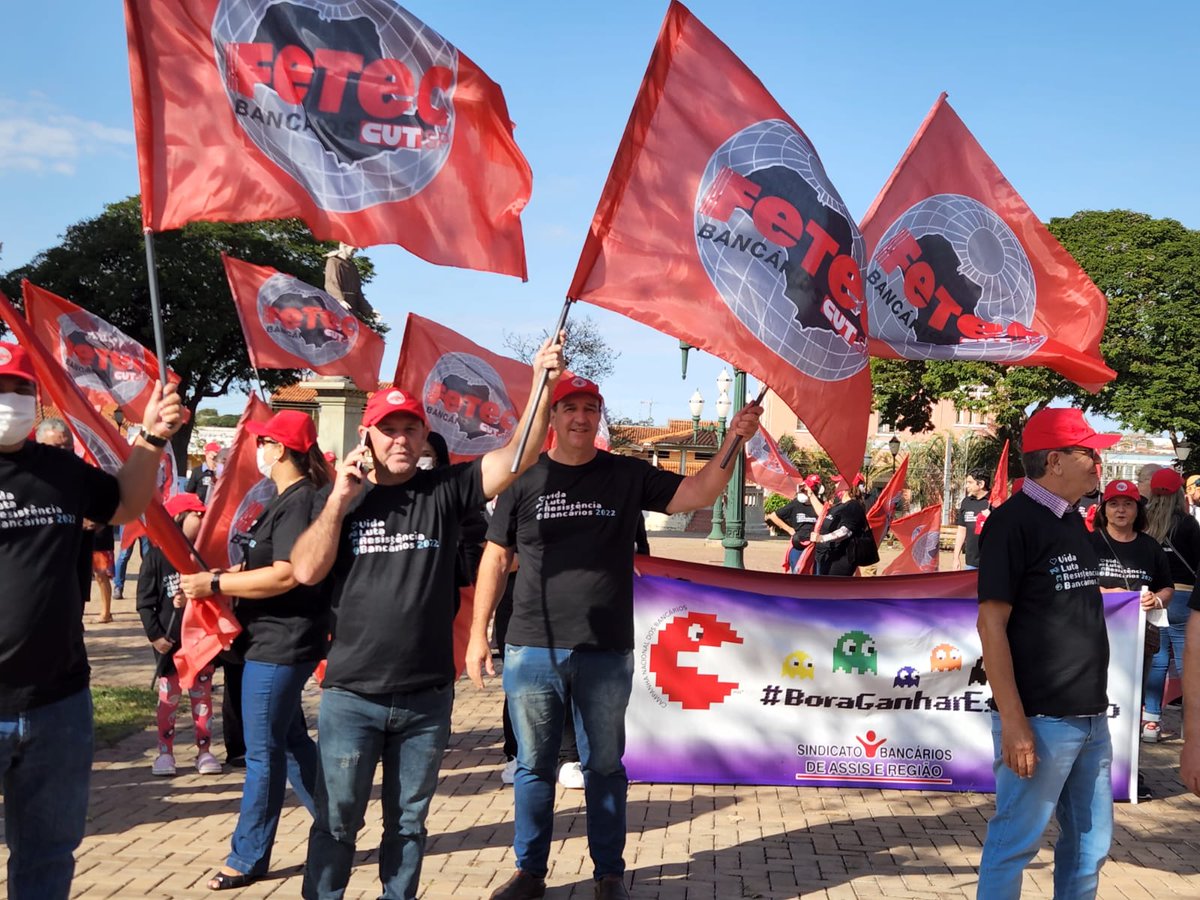 fetecsp's tweet photo. CARAVANA DA FETEC CUT SP EM ASSIS
Confira matéria e fotos em nosso site
https://t.co/uIkdl7Jmc4
#seebassis
#BoraGanharEsseJogo
#SóALutaNosGarante
#feteccutsp https://t.co/aBXUZWzl7a