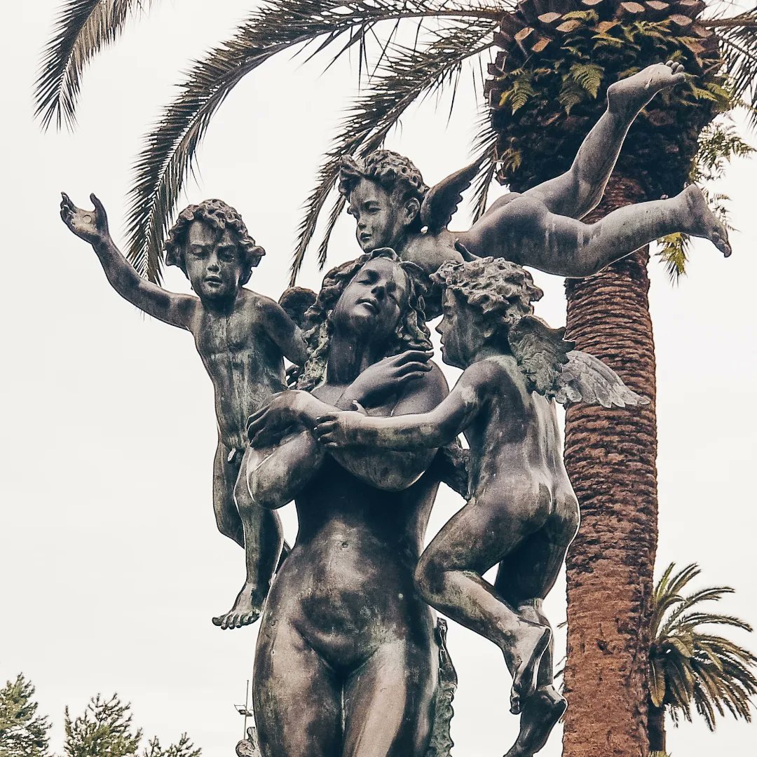 TataLoria's tweet image. GN 💫 #NFTCommunity 
Some shoots from #Batumi 🌊