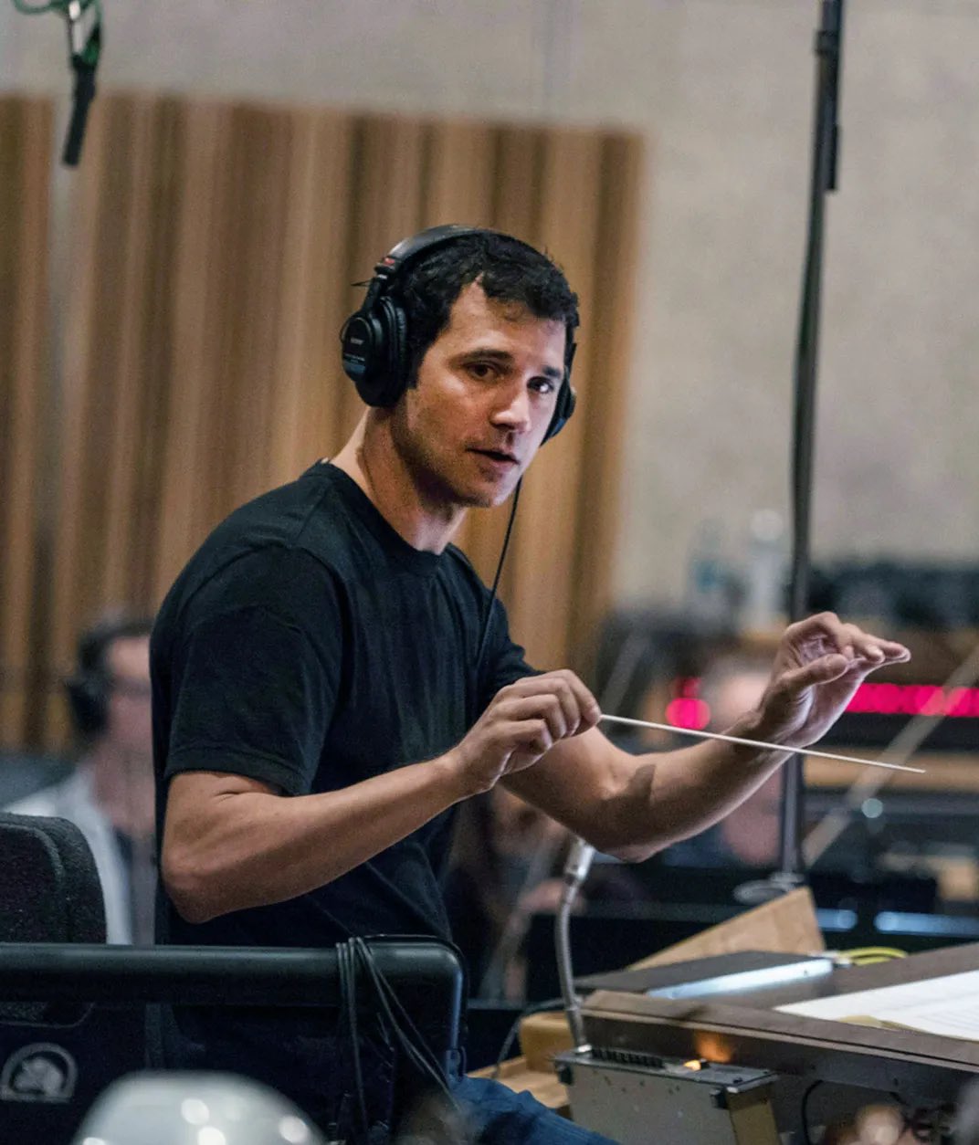 Happy birthday to the one and ONLY Ramin djawadi. May you always bless our ears with your genius work 