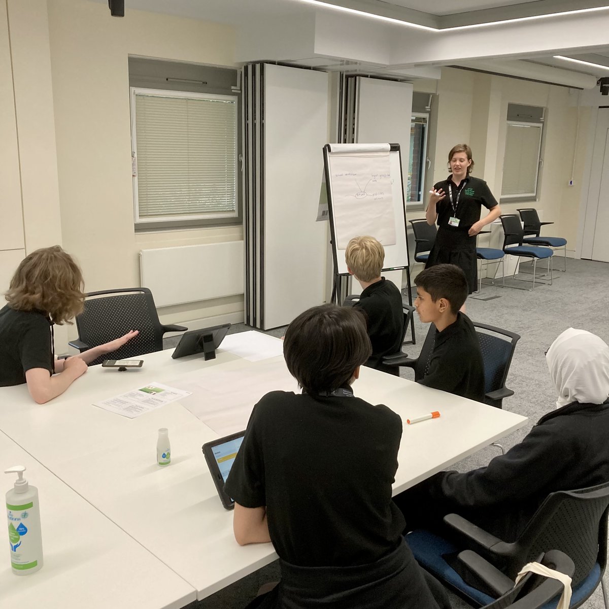 eppingyc's tweet photo. Youth Councillors looking forward to hosting the debate with Southend Youth Councillors next week. Watch this space for their chosen motion. @SoSYouthCouncil #youthcouncil #efdc #debate #youthvoice https://t.co/WEYYwtVL2x