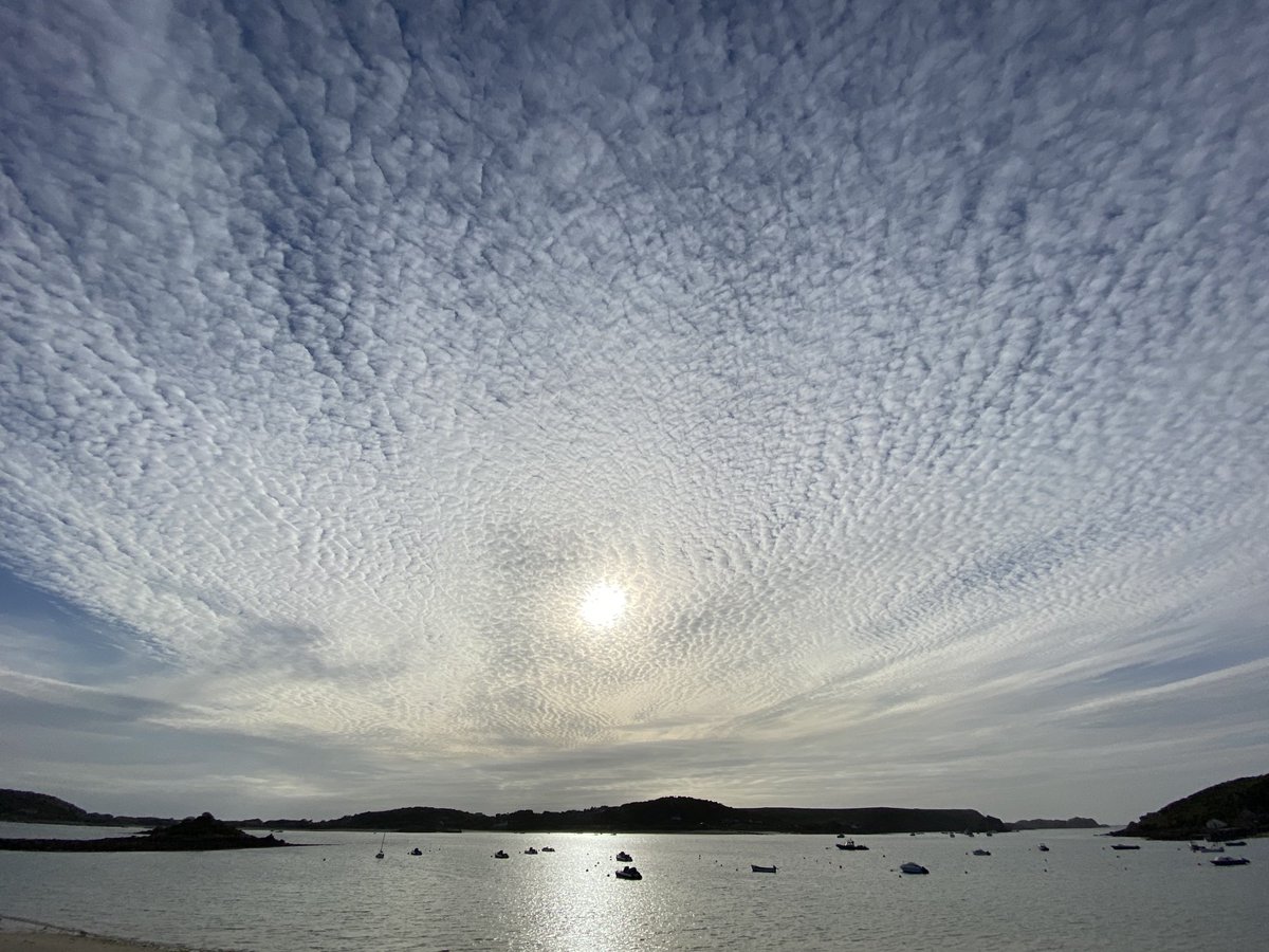 AnnaCTTG's tweet photo. Happy place #Reflection #IslesofScilly https://t.co/9N3HSyBI5I