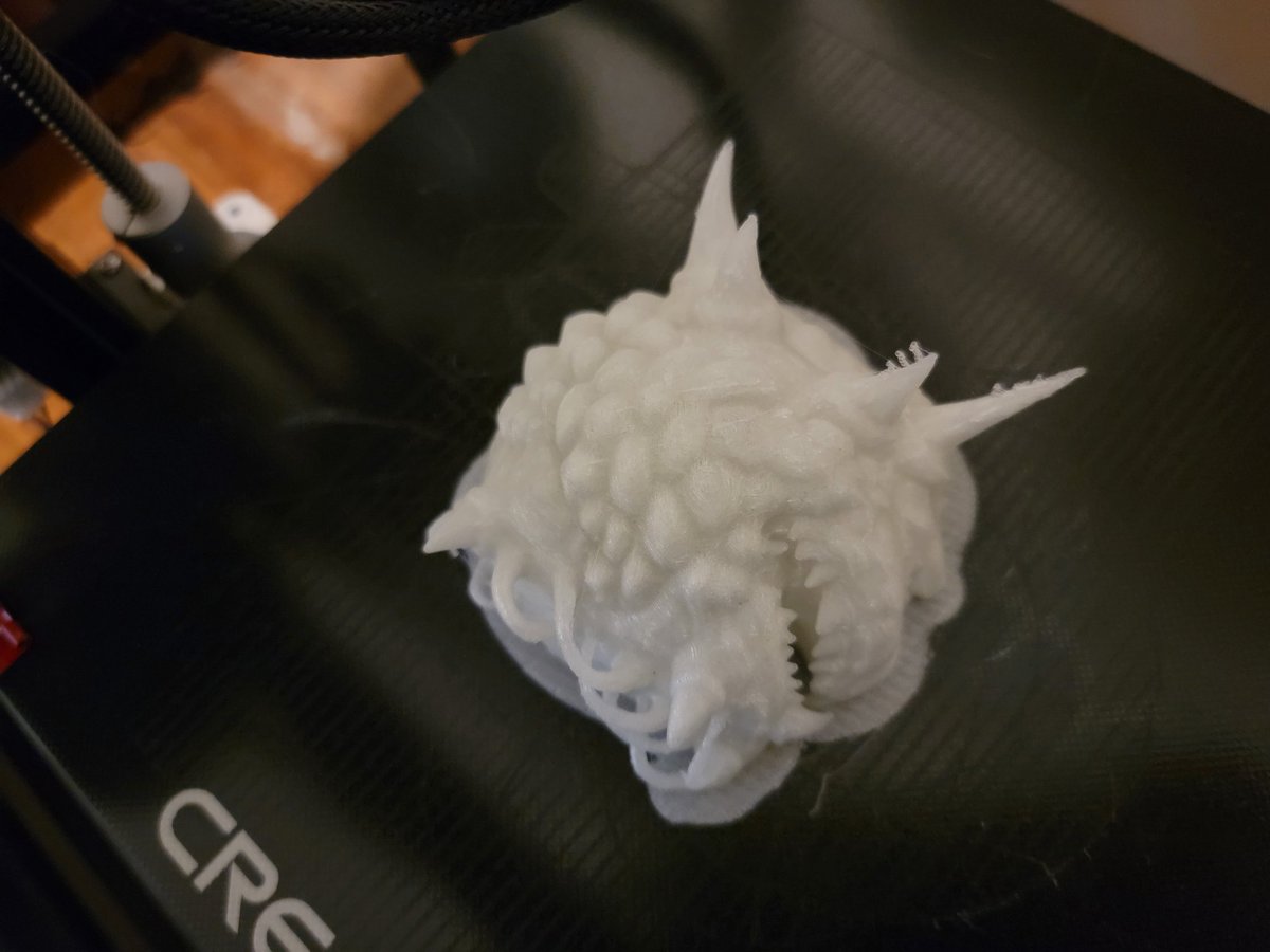 Shamaz084's tweet image. Newest print after more printer maintenance. Looking good, got something bigger printing next. For now, cacodemon! 

#3dcg #makecoolstuff #artistatwork #3dprinting #creality #doom #cacodemon #glowinthedark