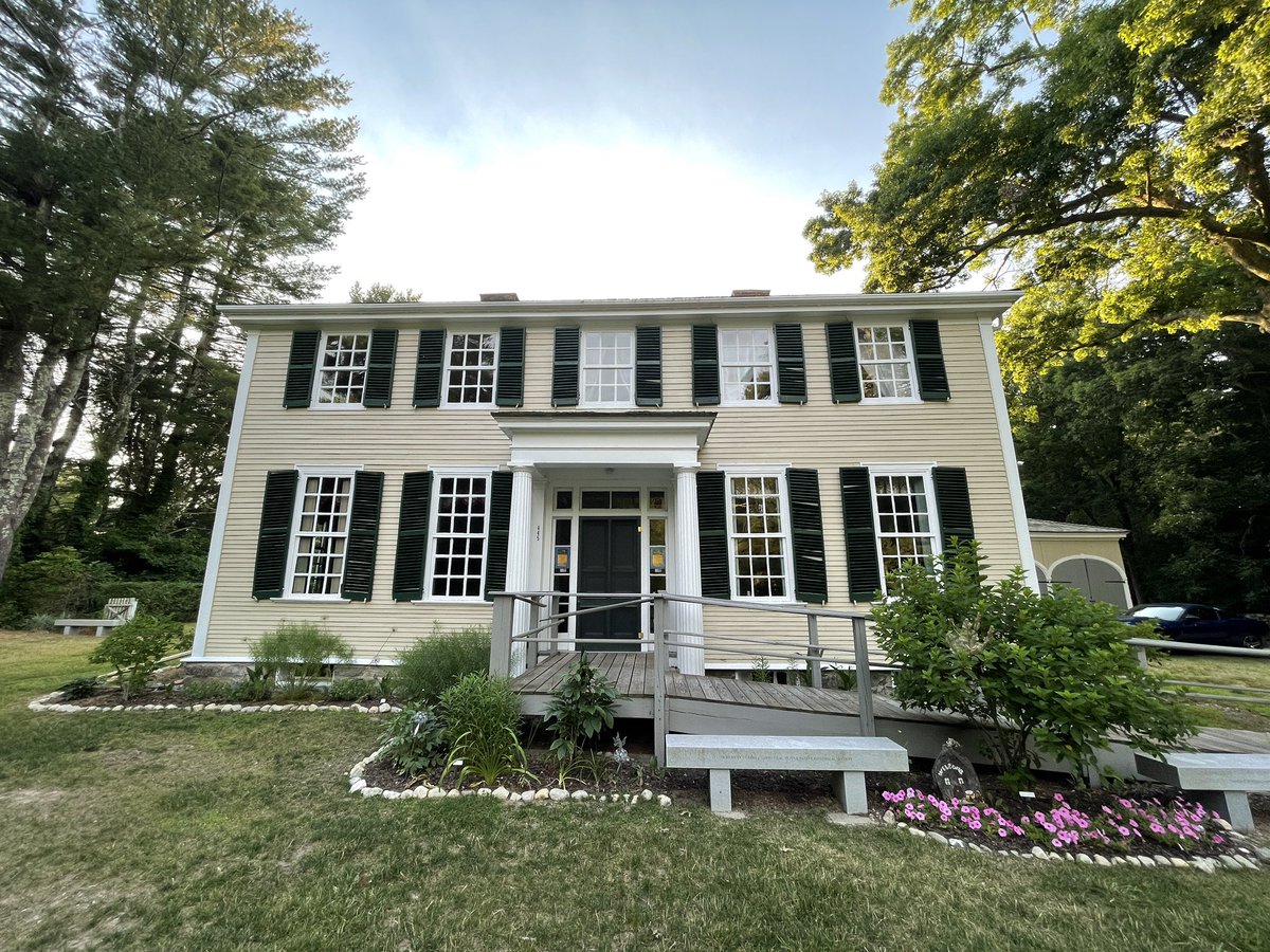 HTGhostStories's tweet image. Big show tonight! Dropping our episode on the Oliver house in Middleboro MA. This one we were able to investigate for the night. Lots of creepy footage and evidence we captured ourselves. 9pm EST live on all platforms. See you then! 👻👻