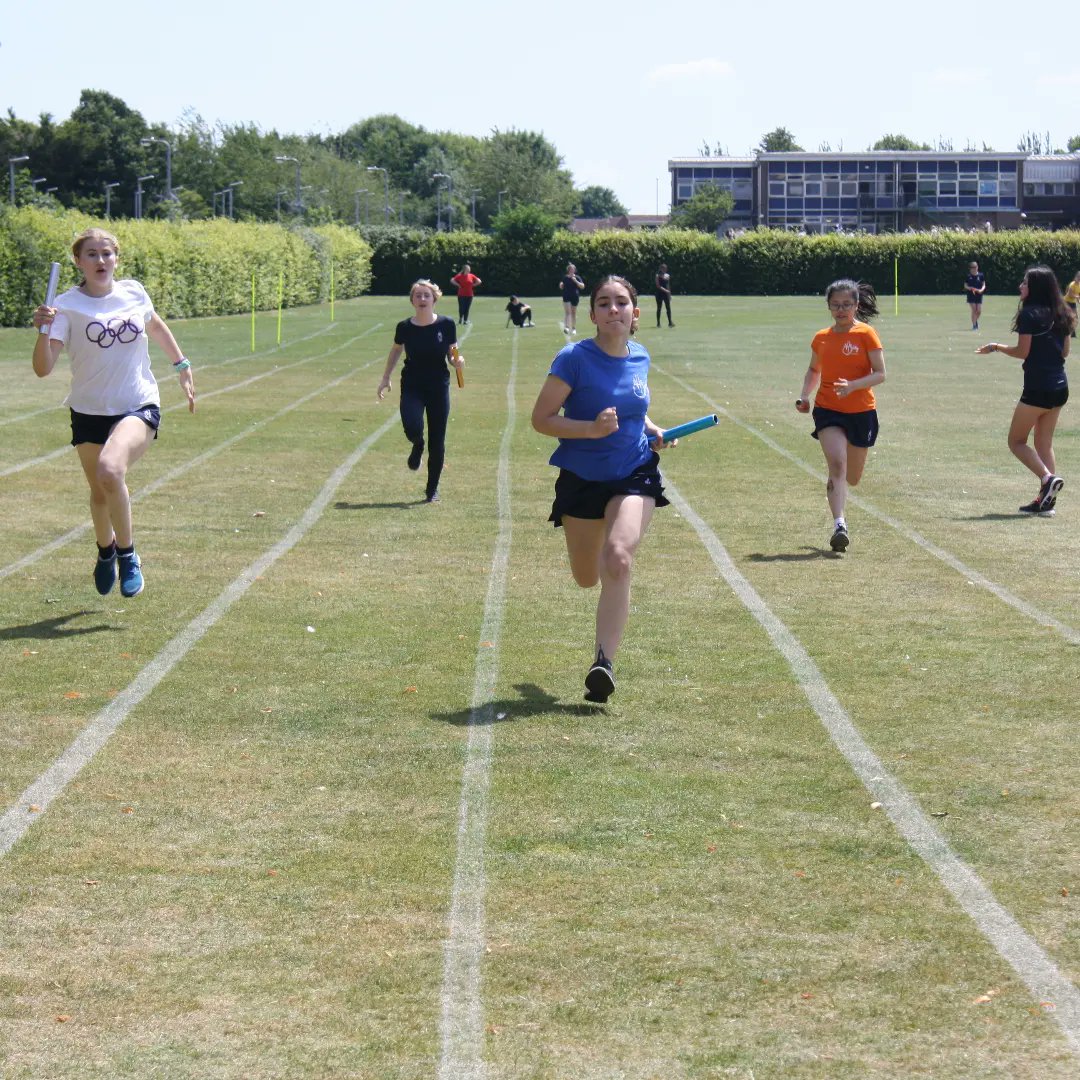 Today we were finally able to announce the results of House Athletics that took part over 2 separate days due to the extreme British weather! 🌧☀️ And the top 3 were.... 1st - Hughenden 💜 2nd - Stowe ❤ 3rd - Claydon 💛 #sportsday #sports #athletics #housecup #competition