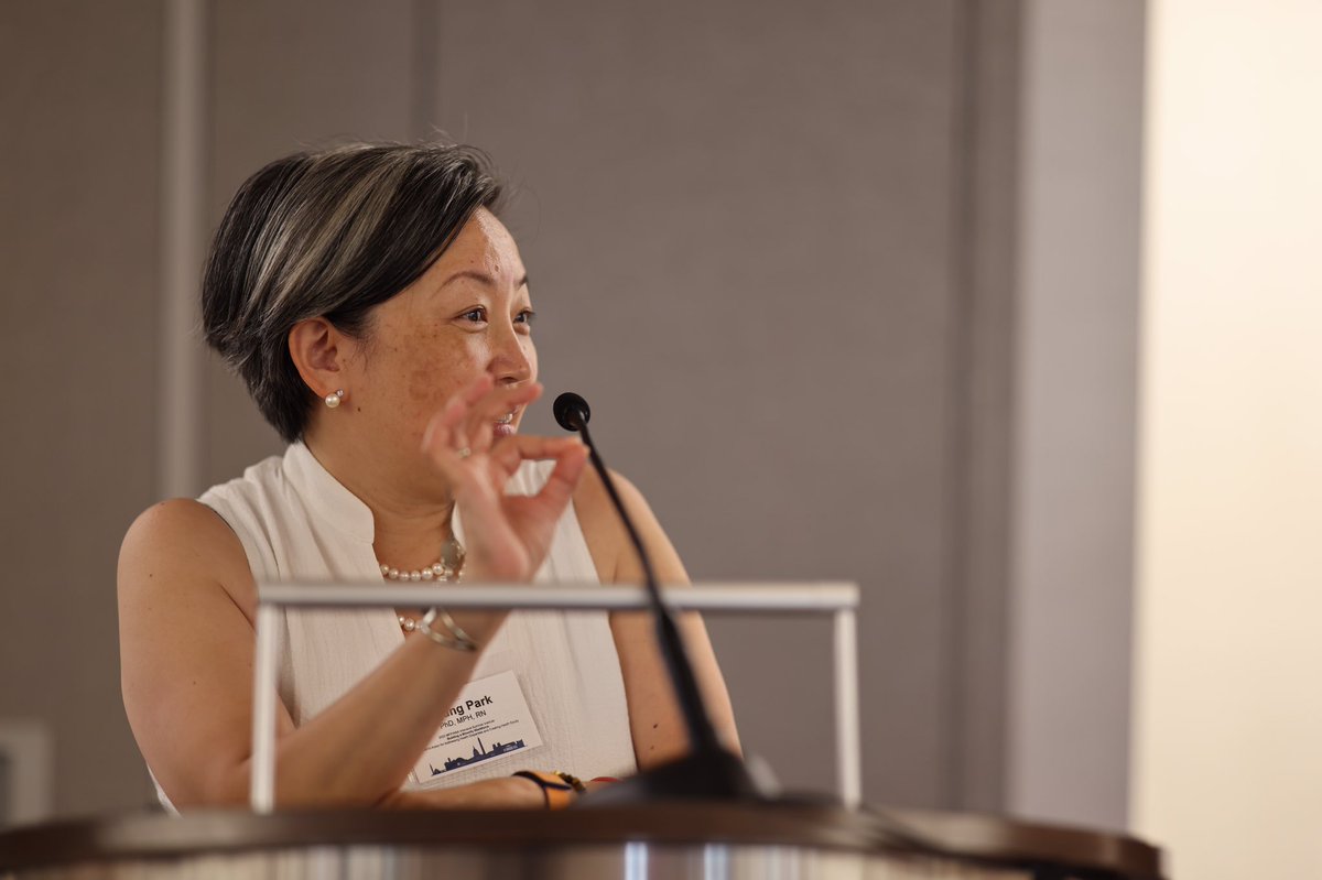 Excellent presentation around building trusting mentor mentee relationships by current National Advisory Committee member Dr. Mijung Park &amp; President of the Psychiatric Mental Health Nursing, Minority Fellowship Graduate Association, Dr. Lakeetra Josey! #MFPANA2022SITI