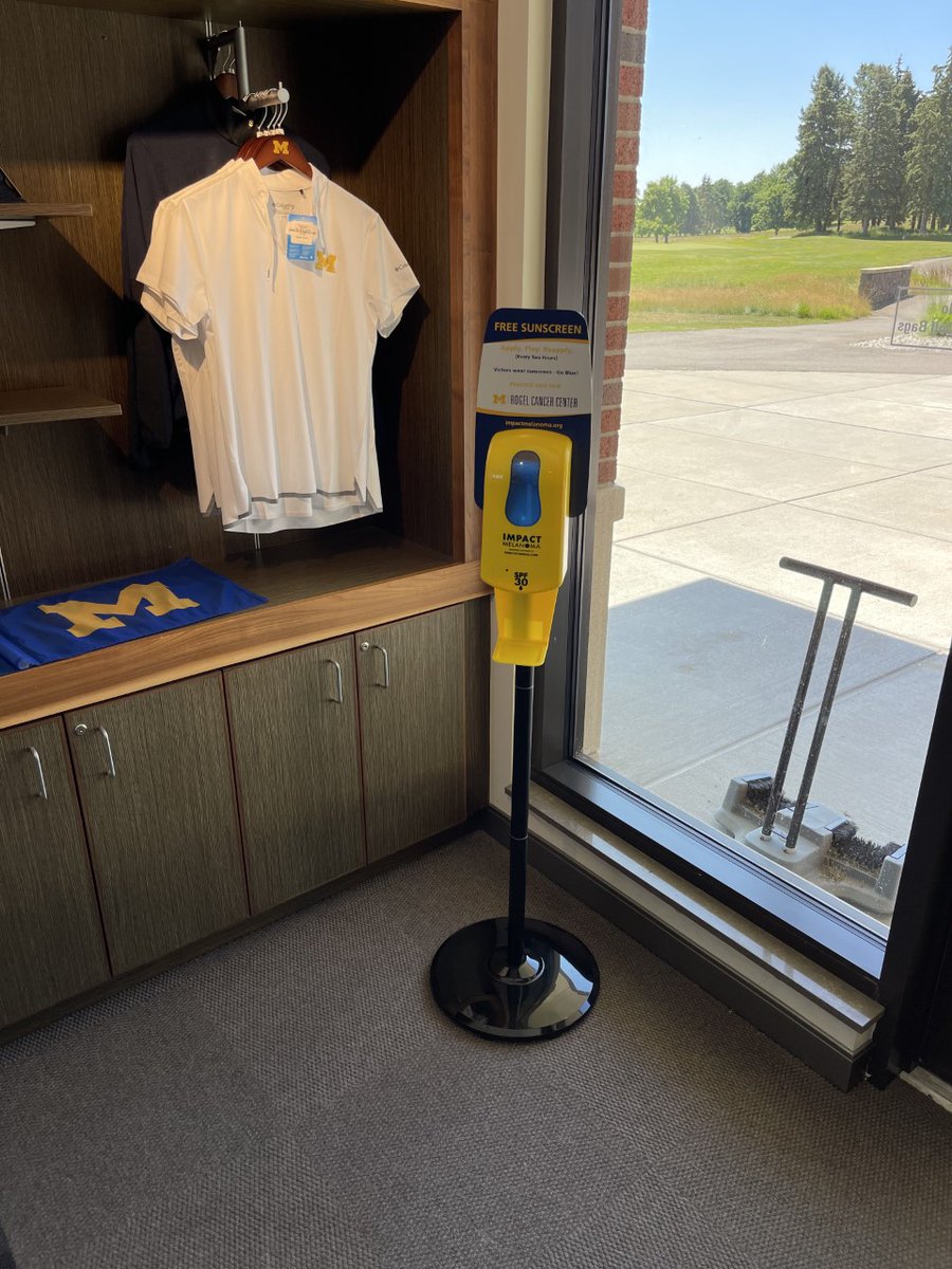 UMRogelCancer's tweet photo. Student researchers partnered with @umfamilymed, #RogelCancer and others to install sunscreen dispensers at six sports stadiums and complexes across the @UMich Ann Arbor campus in response to a survey about sun protection for youth and young adults https://t.co/K8kYOPJQSw https://t.co/3srK6IxQ75