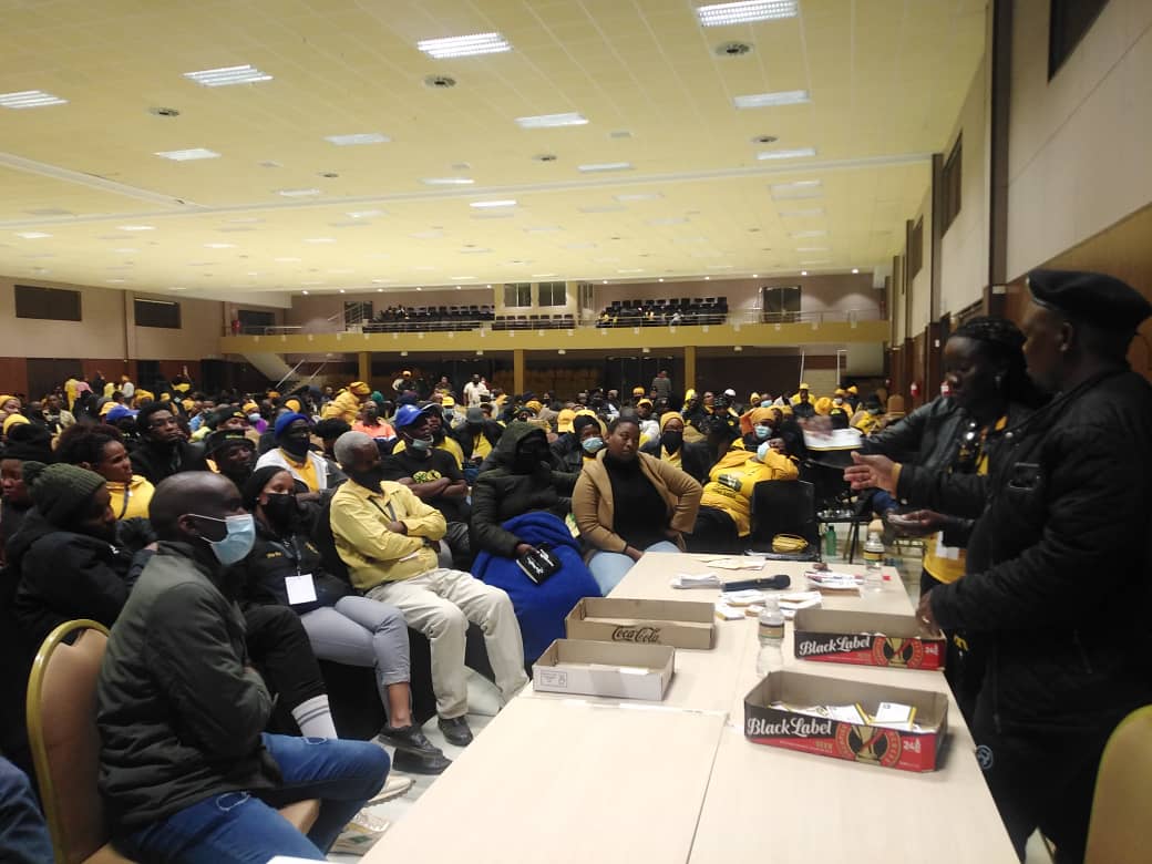 MmegiOnline's tweet photo. BNF CENTRAL COMMITTEE
Presidential Elections counting begins...
The contests are:
Baatlhodi Bucs Molatlhegi
Duma Gideon Boko
#bnfcongress #bwpolitics
PIC: TSAONE BASIMANEBOTLHE https://t.co/apiRWrvRL3