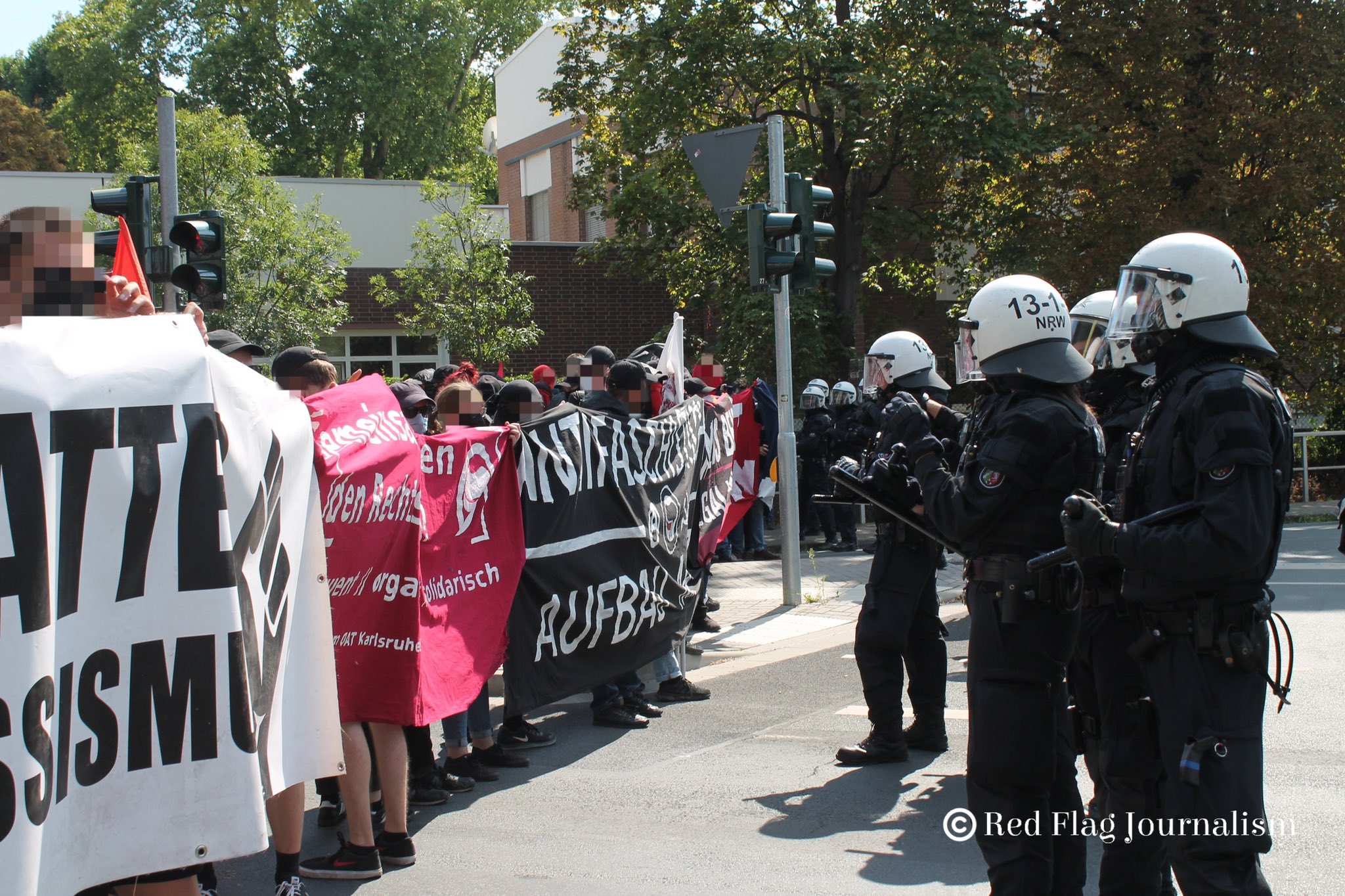 Red Flag Journalism (redflag_bericht) / Twitter