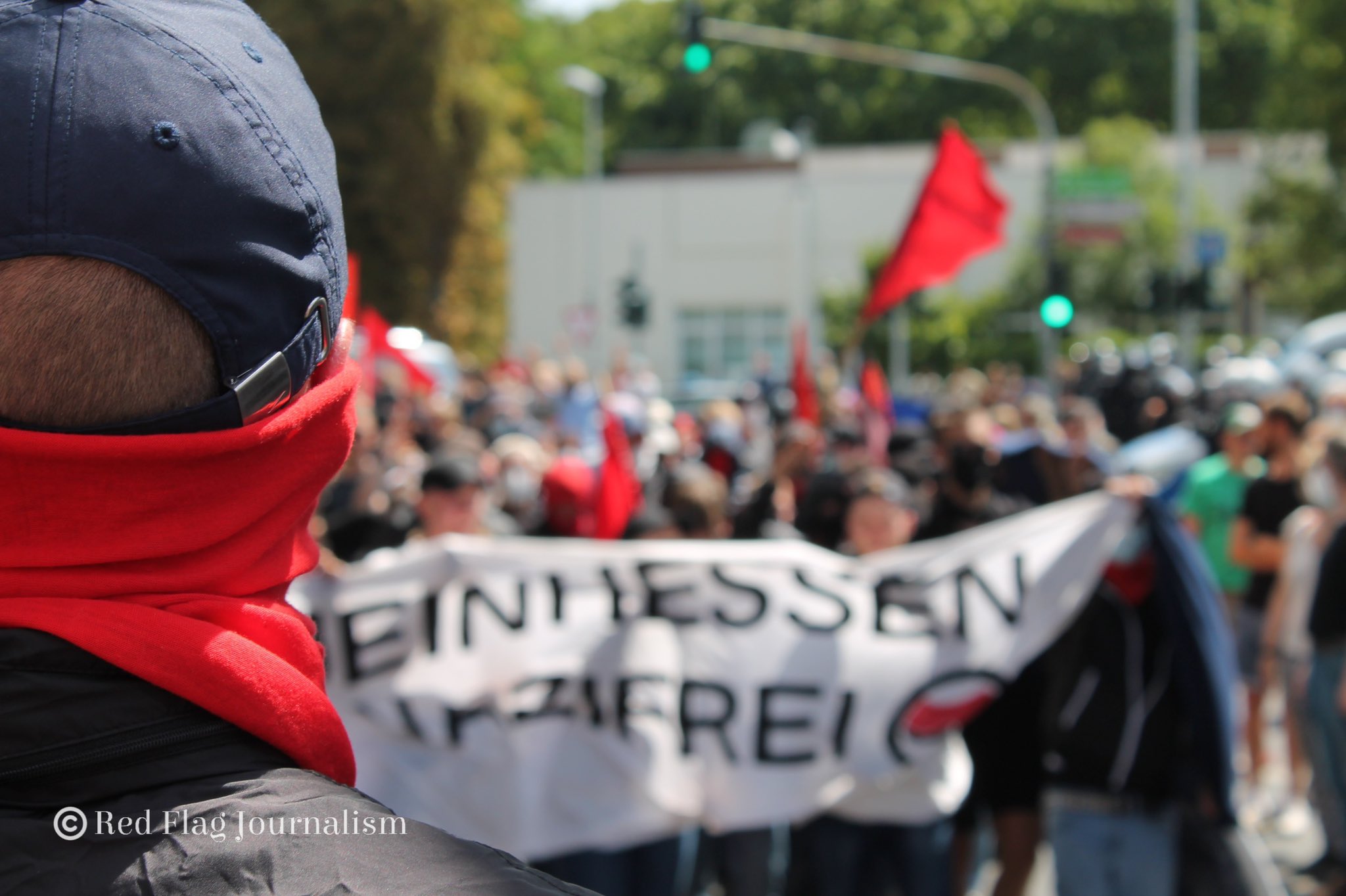 Red Flag Journalism (redflag_bericht) / Twitter