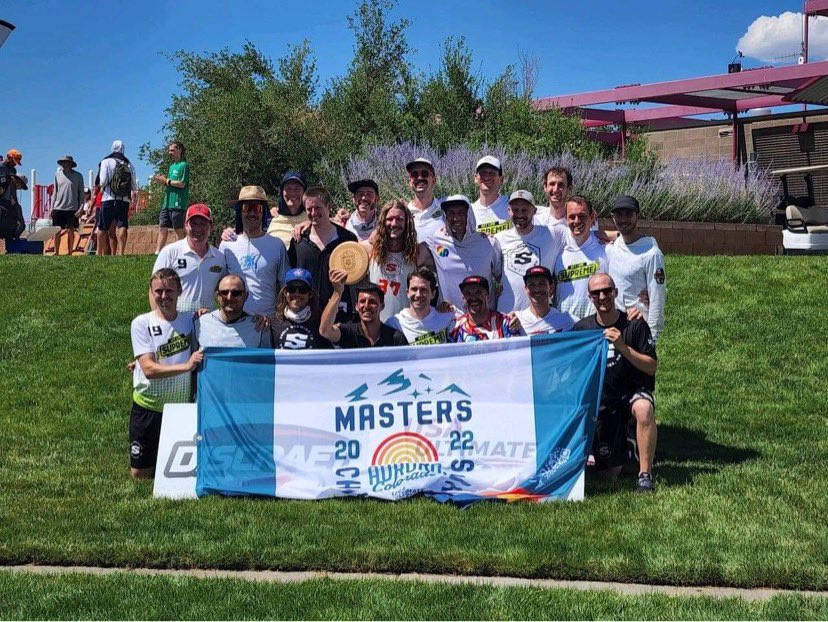 Masters Ultimate Club Championships 2022! #SurlyGM (2 years in a row) and #SurlyMasters win the team spirit awards. Very proud to play with this community!