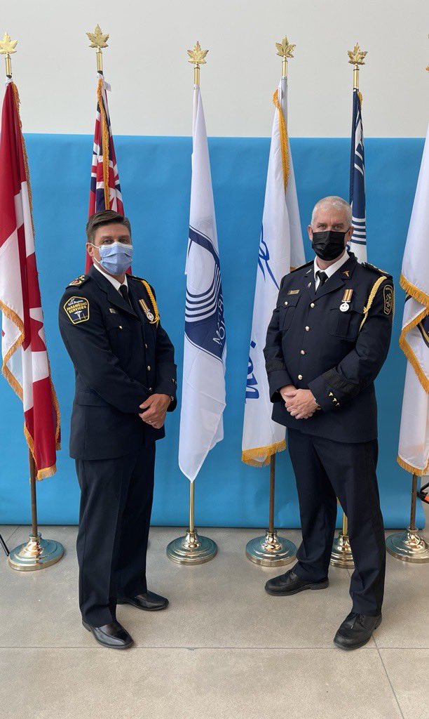 YorkParamedics's tweet photo. Happy to partner with our friends at @DurhamParamedic to honour 48 recipients who received their Exemplary Service Medal or Bar from the Governor General of Canada. Today is a special moment in the careers of these dedicated paramedics. https://t.co/0Ri6lwv3ih