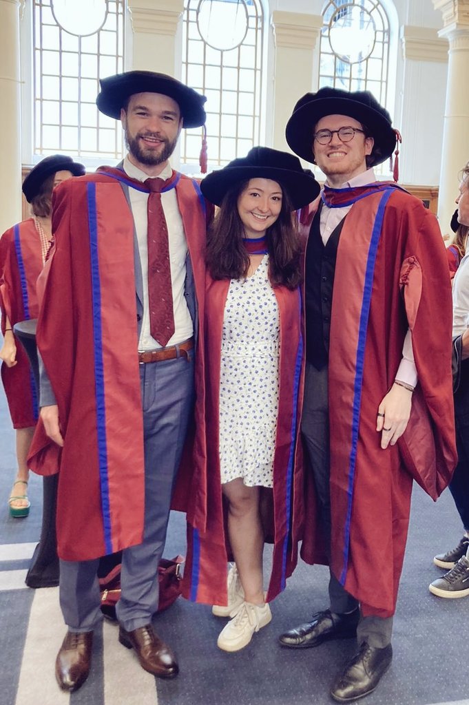 We're officially math modellers! <a href="/AlxsRobert/">Alexis Robert</a> and Ali 🎉🍾🌞