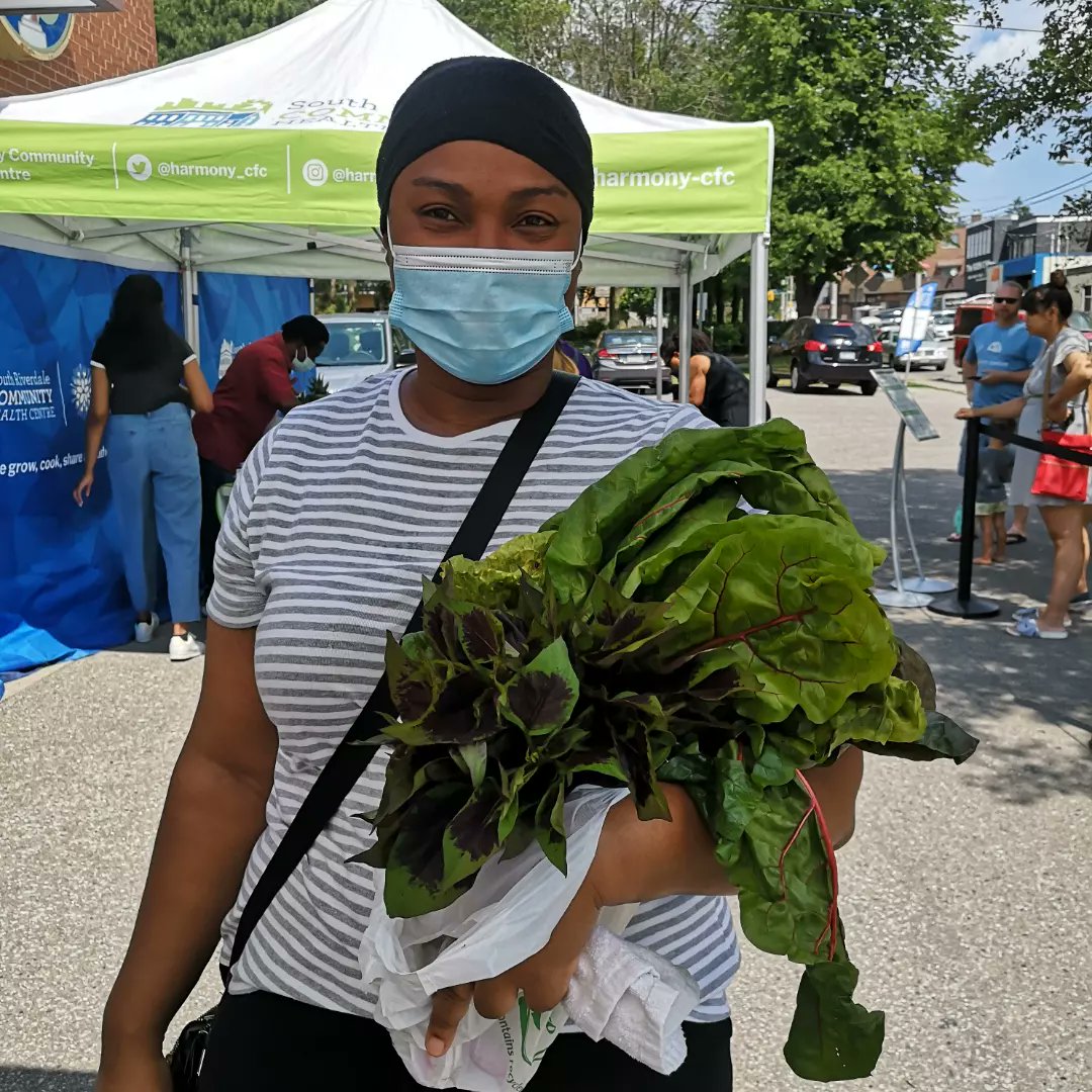 harmony_cfc's tweet photo. Another great #goodfoodmarket day! Fresh affordable produce, refreshing fruit smoothies, tasty baked goodies, and friendly staff and neighbours to chat with. We will be here every week, Tuesdays 3-5pm! 🍅🥦🌽🍍🍌🍐🍓🍊 https://t.co/ak9dZmNtRF