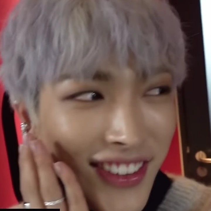 softjoongpics's tweet photo. https://t.co/SI6hNecmxM