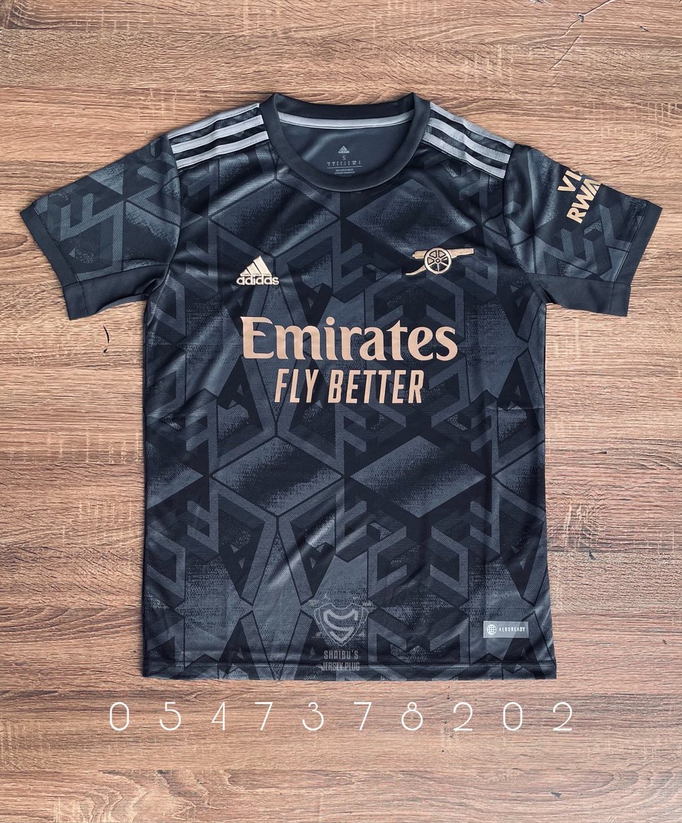 shaibu_AB's tweet photo. @PulseGhana New Season, New Banging Kit. 100GH Each https://t.co/HgbpYkNLif