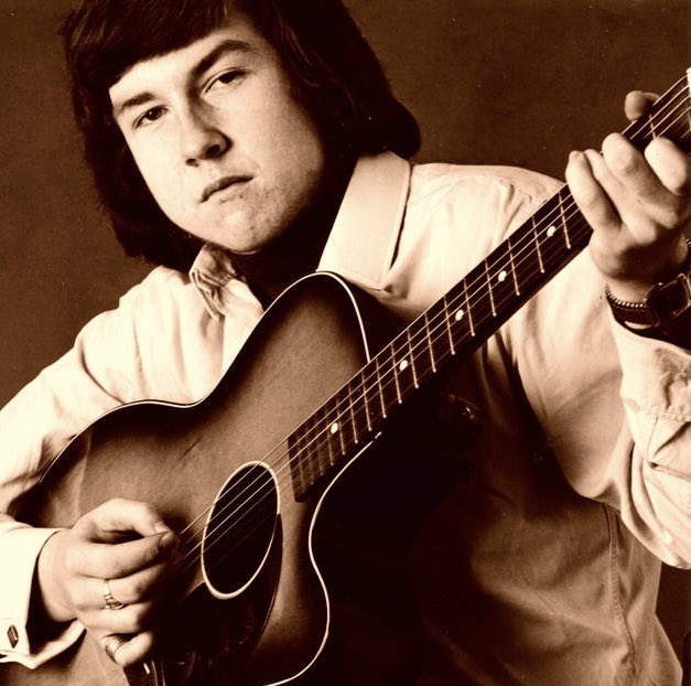 TheABRecords's tweet photo. “I was invited to The Beatles’ Apple offices. A&R Tony King took me into John and Yoko’s office to use their tape player.”
@johnnyozoned coming to #AB69 very soon!
Listen here:
https://t.co/kba93Yrneb https://t.co/vwVw3KctPG