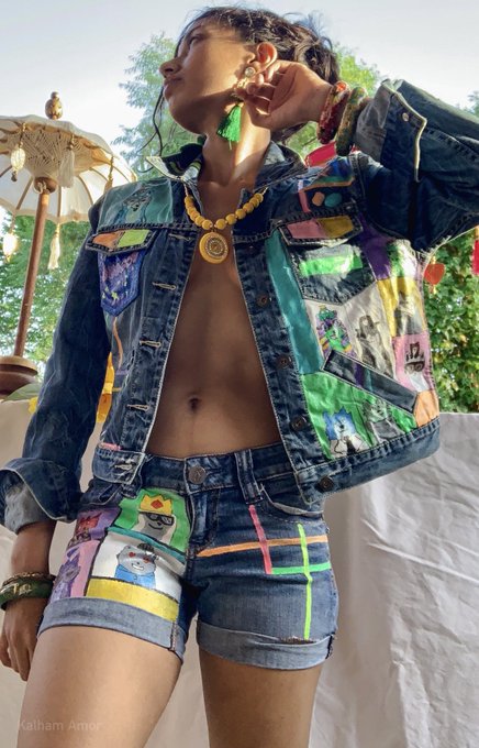𝕀𝕥&rsquo;𝕤 𝕒 𝕙𝕠𝕥 𝕨𝕠𝕝𝕗 𝕤𝕦𝕞𝕞𝕖𝕣. #Moonrunners   Denim jacket and shorts hand-painted by me using the fallen wolves<a href="/tag/moonrunners"class="tags">#Moonrunners</a><a href="/tag/pawsup"class="tags"><span>#pawsup</span></a>