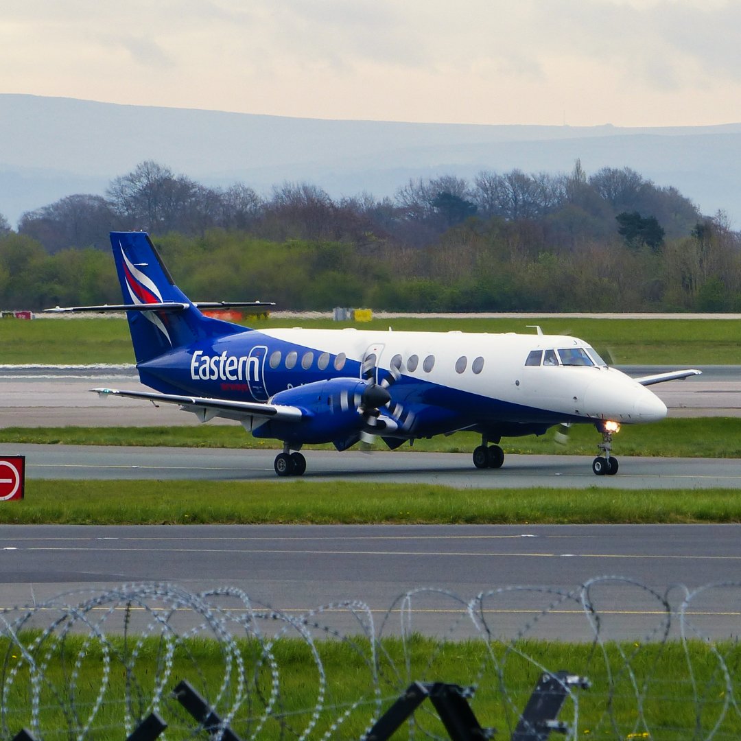 Michaelflying28's tweet photo. Eastern Airways British Aerospace Jetstream 41 G-MAJB arriving at Manchester Airport from Southampton Airport 15.4.22.

#manchesterairport #flymanchester  #egcc #eastern #easternairways #britishaerospace #britishaerospacejetstream #britishaerospacejetstream41 #jetstream41 https://t.co/V19b6iyaPM