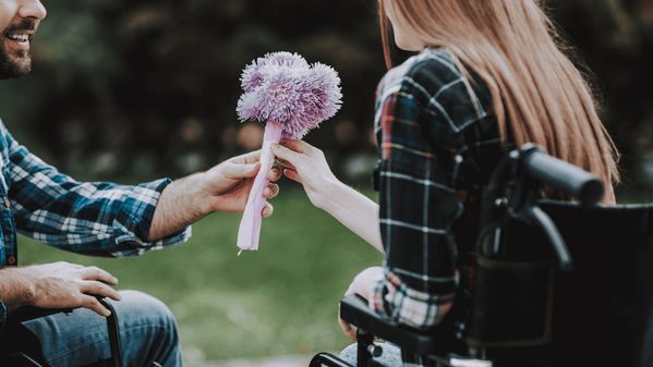 Finding Your Worth When Dating With a Disability

My disability has made me a more outspoken person who is unafraid to advocate for myself and others.

bit.ly/3RywosF