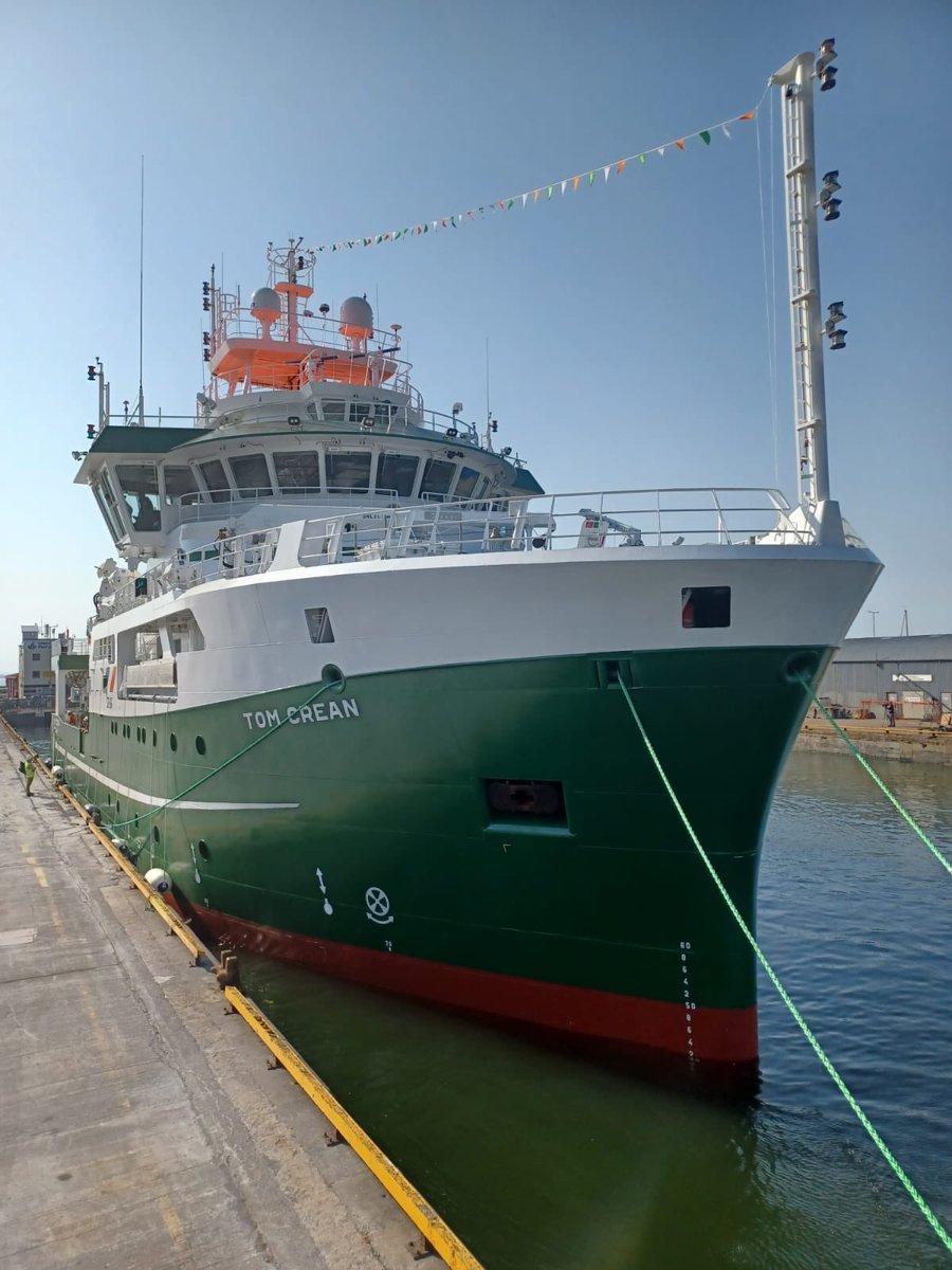 RV Tom Crean is due to sail from @portofgalway Wednesday (tomorrow) for survey work at 10:30hrs if you want to stand and watch this majestic vessel manoeuvre in the Port.
#marineresearch #oceanliteracy #ports #seafarers