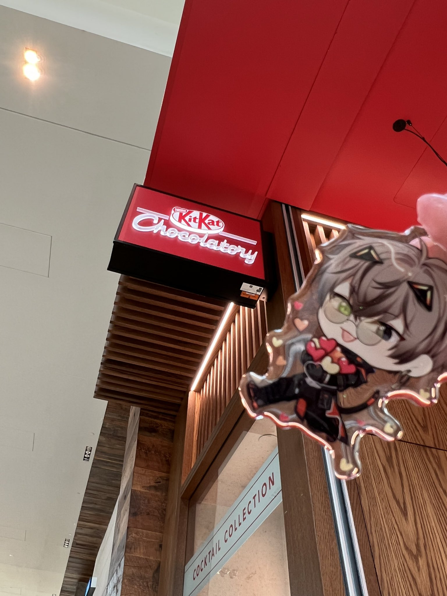 cool_dm_ 24時間シンデレラ 💫 🖊🐶 on Twitter "oh! a custom kitkat bar?! with