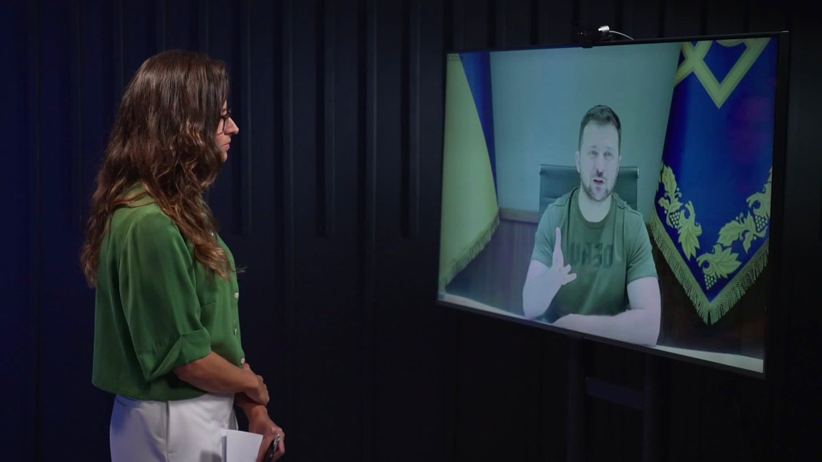 Rkrahenbuhl's tweet photo. EXCLUSIVO: Conversamos hoje por quase 45 minutos com o presidente da Ucrânia @ZelenskyyUa. Ele mandou uma mensagem dura ao presidente Bolsonaro que tem mantido a neutralidade na guerra. Vocês vão ver um trecho hoje no @jornalnacional https://t.co/E292RPxRxq