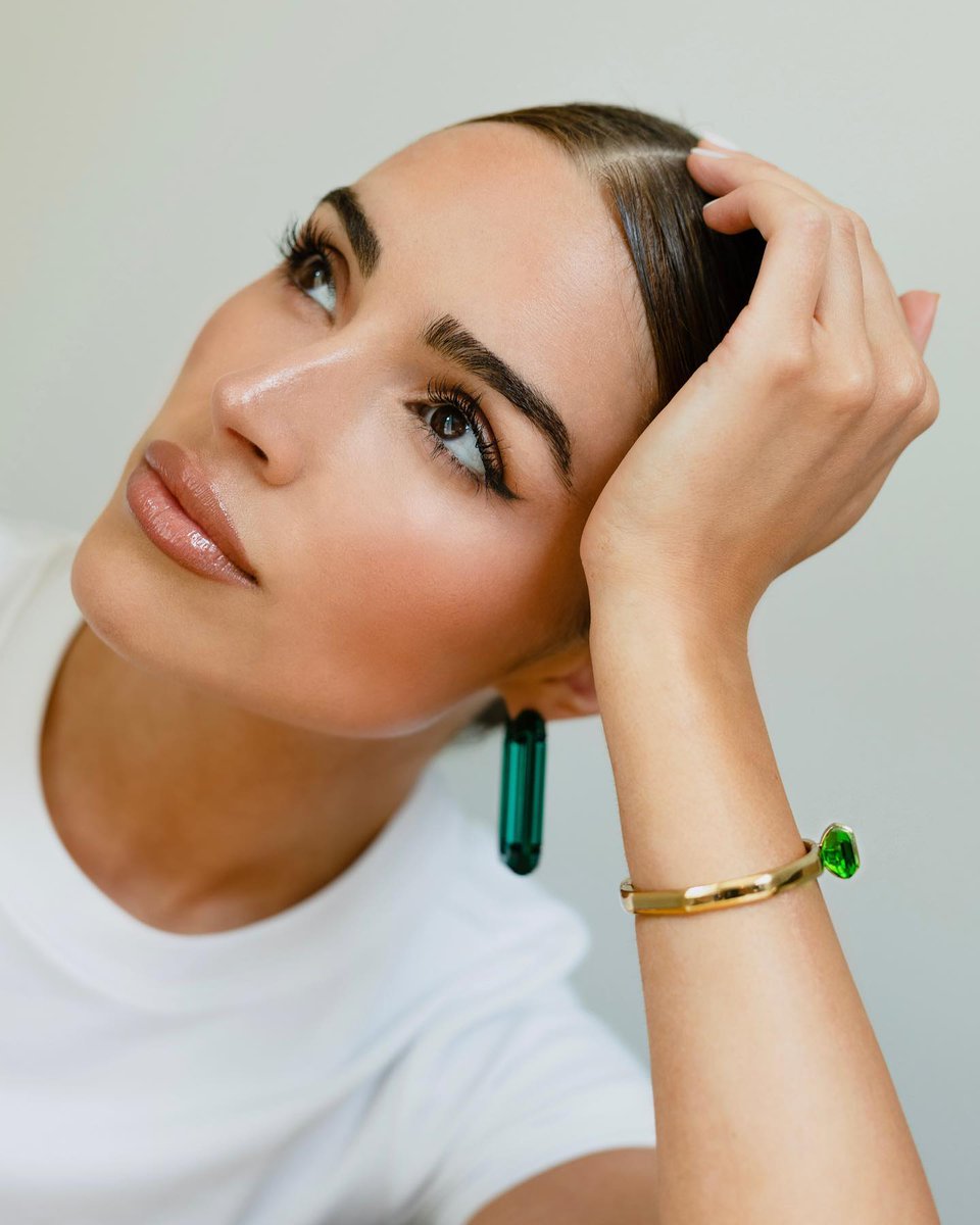 #Olivia #Culpo: No #Pressure, no  
@#Swarovski ##Swarovski
##Revealyourfacets
##SwarovskiLucent
##Adv...
 
#OliviaCulpo #OliviaCulpo #SwarovskiRevealYourFacetsSwarovskiLucentadv
 
inbella.com/208525/olivia-…