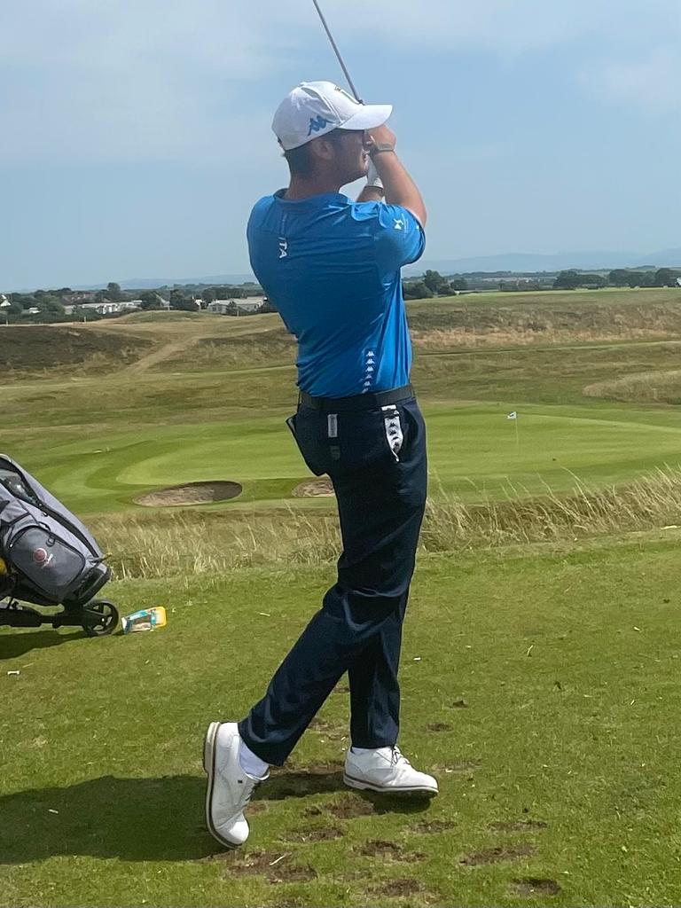 FederGolf's tweet photo. 📌 Carris Trophy

In Inghilterra conduce 🇿🇦 #Buchanan con -6. 🇮🇹 Bene #Ponzano, 5/o (-3). #Fenoglio 8/o (-2), #Memeo 25/o (par), #Florioli e #Checcucci 46/i (+1), #Rossin 60/o (+2), #Bernardi e #Ferrero 75/i (+3), #Boeris 115/o (+7).

#golf https://t.co/P5GCyFzmM6