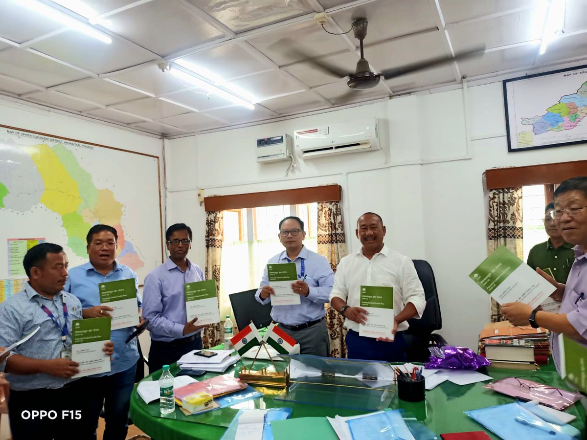 dc_upper's tweet photo. DC@Mika Nyori chaired the DCC/DLRC meeting on 18.7.22. Many issues were discussed,strategized on.Bankers were exhorted to conduct awareness camp to educate masses about the benefits of various Govt schemes provided by the bank. Rep from NABARD &amp; lead bank SBI Ziro also attended. https://t.co/NKEUVfBuYn