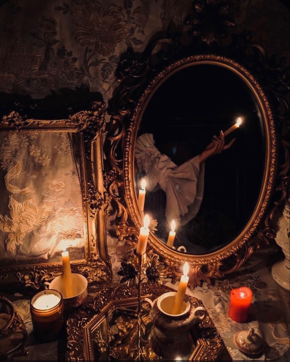 1__Penelope's tweet photo. Candlelight. https://t.co/FLEnLlt05x