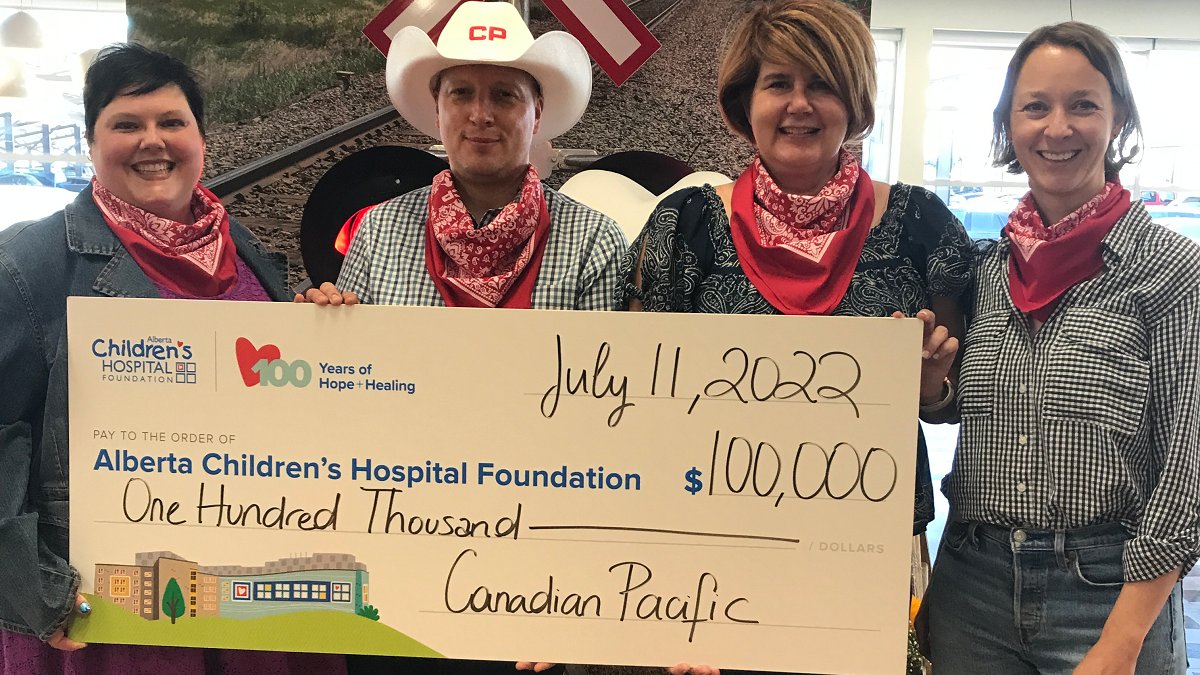 ACHFKids's tweet photo. WOW, thank you @CanadianPacific for your tremendous gift toward specialized cardiac-related initiatives — an incredible way to mark the hospital's #ACH100 milestone! https://t.co/oKhc7Ye52z