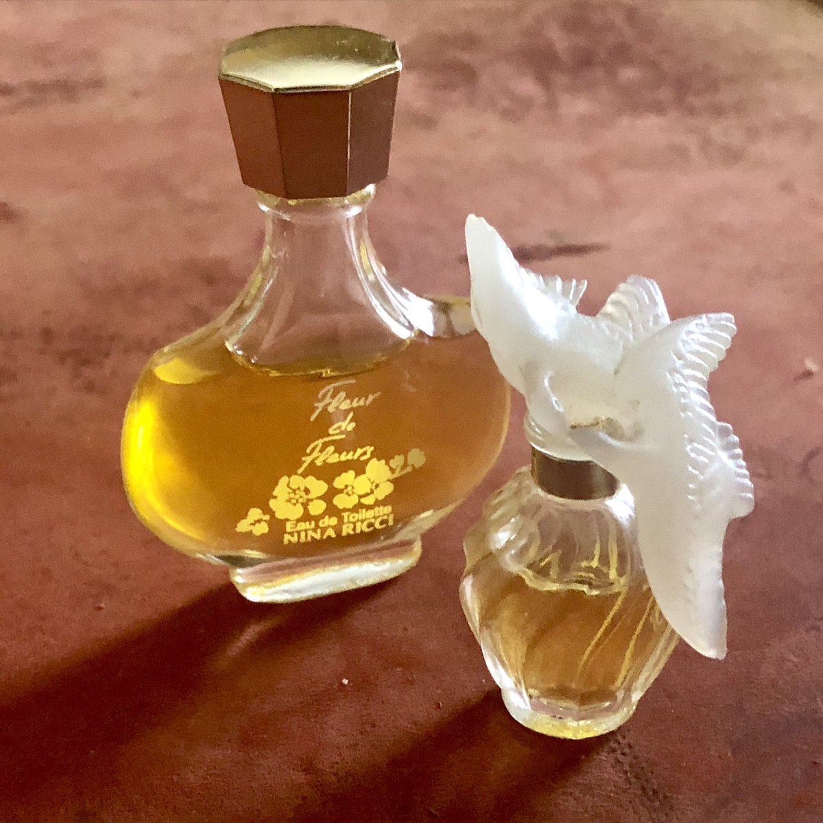 Les Ricci — (d’avant ma propre période Ricci). Le *Fleurs de fleurs* est une merveille ; je pense qu’il n’existe plus. #Parfums