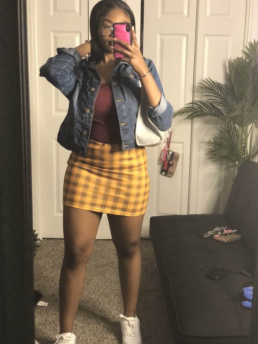 sadejamiyah's tweet photo. #WhosWhoOfUWG 
Sha’de❤️‍🔥 (Sha•day)
-C/o ‘25
- Graphic Design major
- MUA (IG: @ minksxwings)
-A member of THEE Code Bleu SNS org!💙
 Very laidback &amp; chill. Looking forward to interacting way more on campus!🤭 https://t.co/aql4MGqyV2