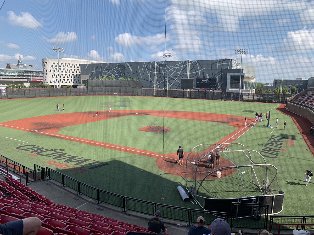 Awesome camp experience today. ..best field in the nation, facilities, staff, and coaches that personally care about their players/development. I would highly recommend this camp if you are a top 100 high school prospect. <a href="/CoachGoogs/">Scott Googins</a> @UCBaseRECRUITS <a href="/rj_thompson29/">RJ Thompson</a> <a href="/LeeSponz12/">Lee Sponseller</a>