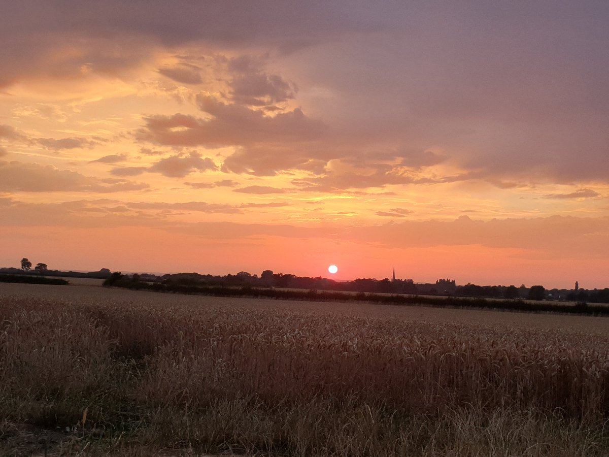 Wow, what a sky tonight <a href="/VisitBelvoir/">Visit Belvoir</a>