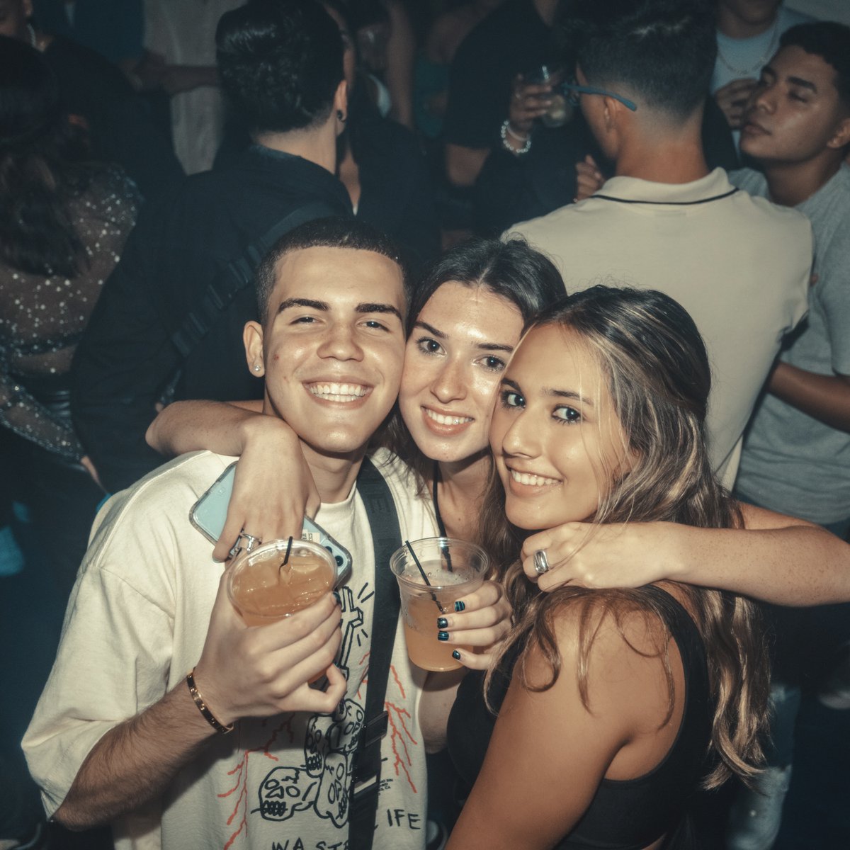 CLUB BRAVA tweet media
