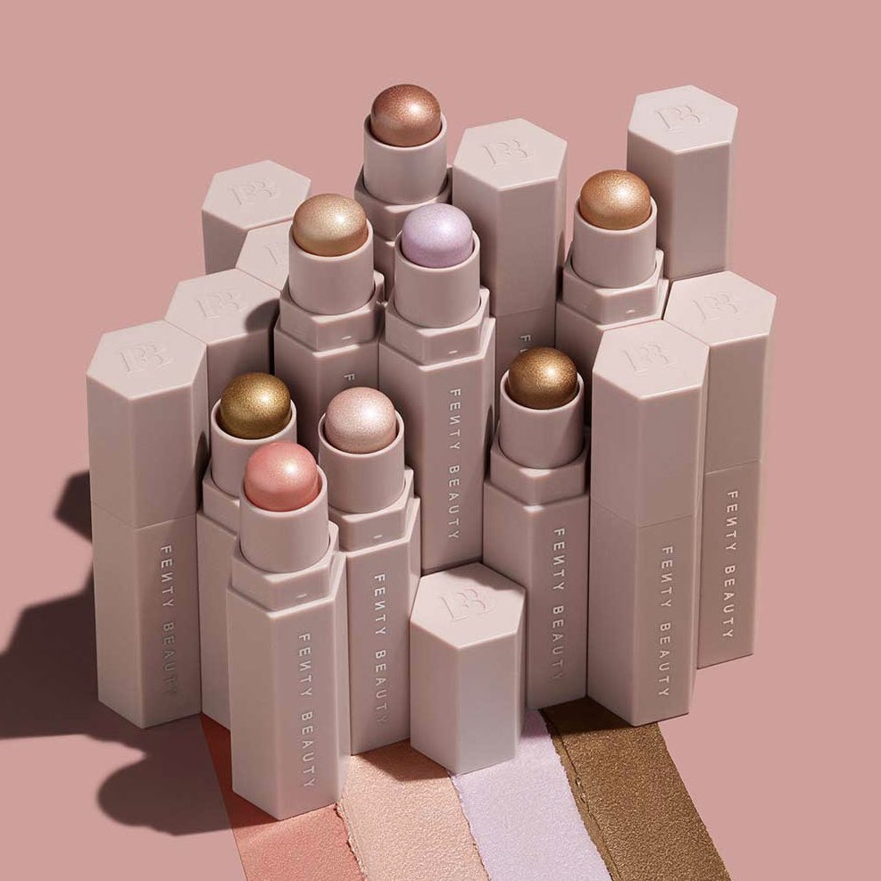 fentybeauty's tweet photo. We're adding 3 NEW contour #MATCHSTIX shades and 3 NEW Shimmer Skinsticks! Meet #SOFTAMBER, #AMBERSUEDE & #SUEDEISH, our coolest tones for the neutral, light to medium beauties and #ISCREAM, #CROWND & #TRUFFLESPARK! ✨ https://t.co/M1Izq72LI9