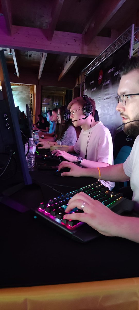 BeneluxReborn's tweet image. What picture do you like the most? 🤔

Here&apos;s some pictures from our VIP Benelux Reborn Launch Event! 😍