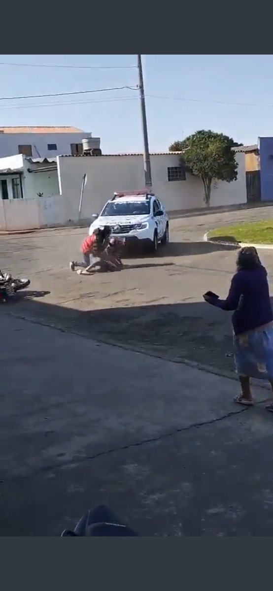 _Greenborn_'s tweet photo. @uecaiu Quando eu vejo o adversário curando a duo dele https://t.co/TJ5D7ydiOe