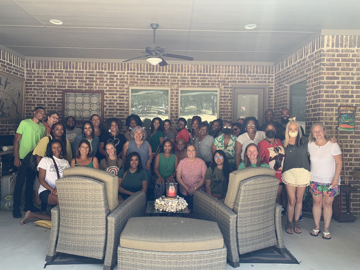 MMcCullum_iLead's tweet photo. My heart is ABSOLUTELY full from this beautiful showing of LOVE from returning, new, and former members of The Lake Ridge Nation that was a surprise. ❤️ #LRENoFinishLine #LakeRidgeNation https://t.co/HRLLYZz6j5