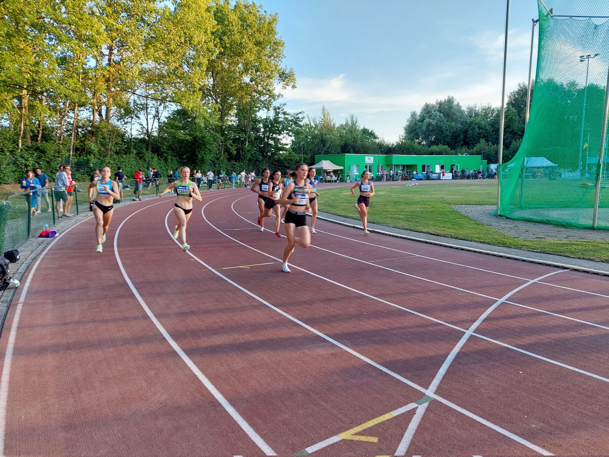 WVARUNNINGTEAM's tweet photo. Charlotte Van Laethem ran @ the Flanders cup in Ninove with 2.12.67 a new PB on the 800m! #athletics #800m #WVArunningteam #TrackandField #tracklife https://t.co/4Z4cIpztBj