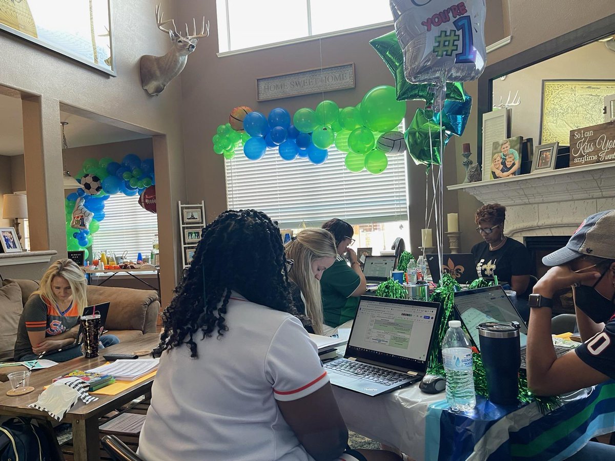 Betty Maynard tweet media