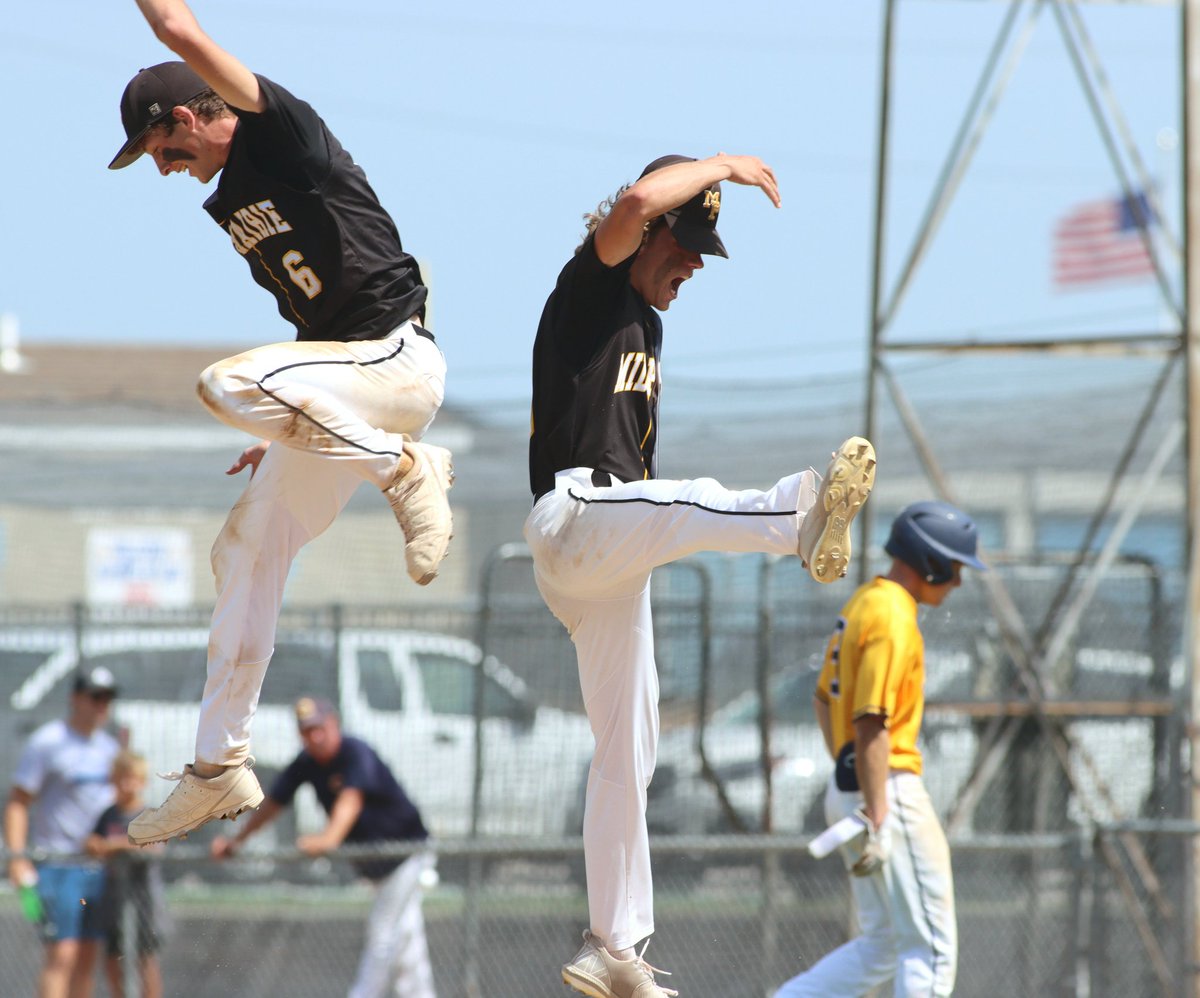 jeff_yoder's tweet photo. Mid-Prairie 3, Cascade 2
Final #iahsbb

Golden Hawks advance to the 2A semis. https://t.co/JL59VyCseI