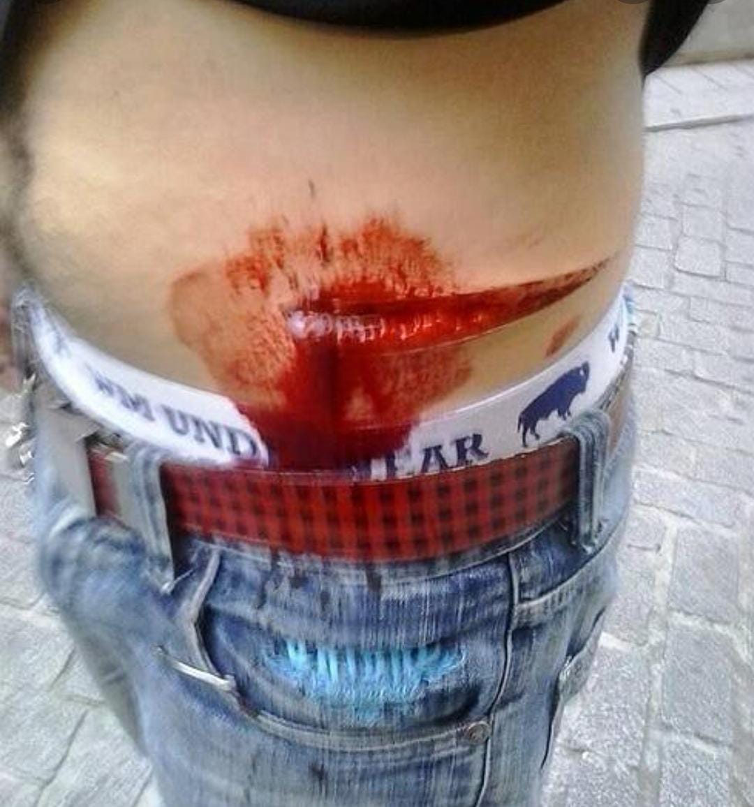 AEVePan's tweet image. El equipo legal de AEVE y el capítulo de abogados de Veraguas van atender los casos de los compañeros detenidos.
Y otros compañeros se dirigen a la policlínica del Seguro