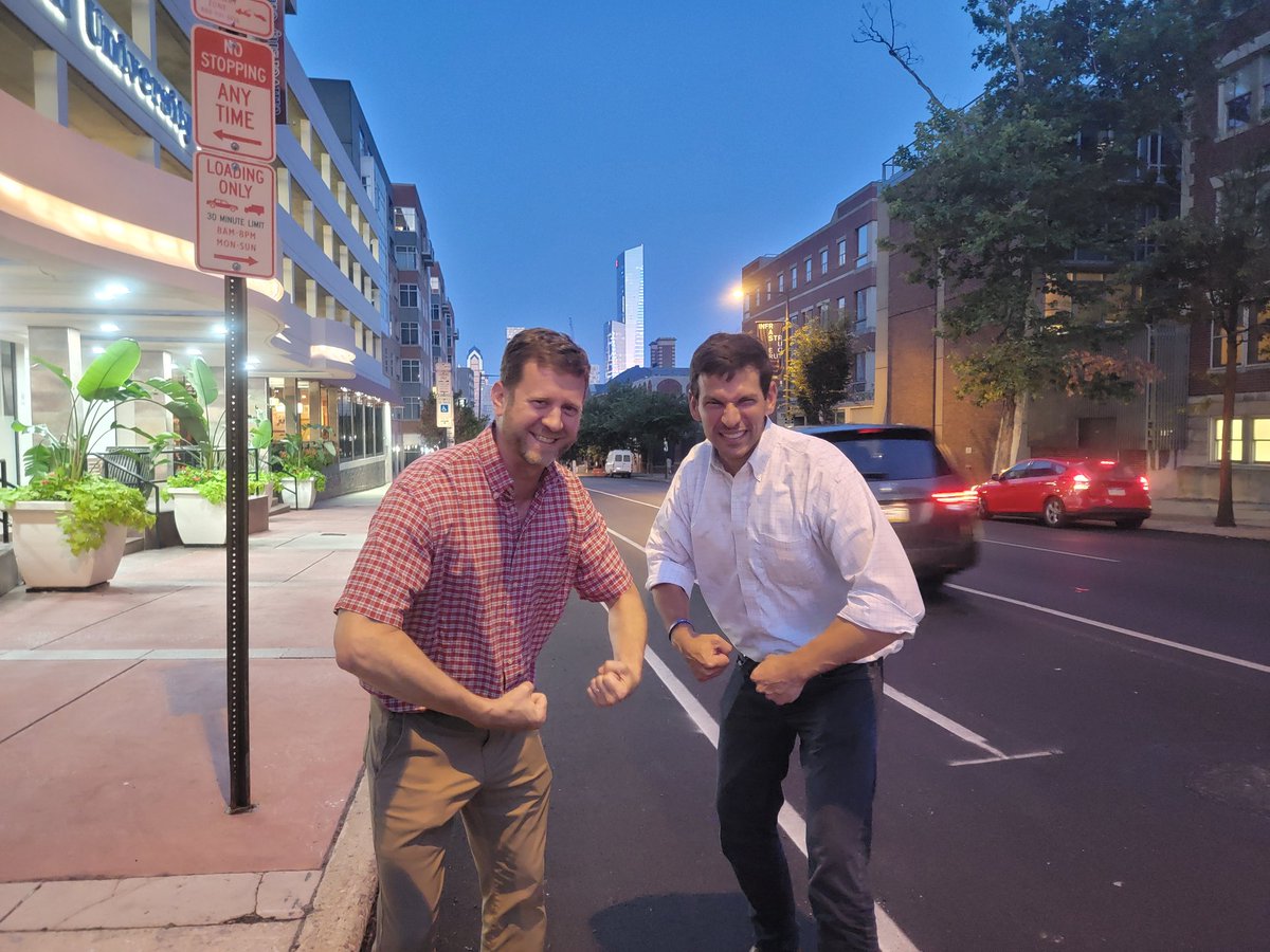 So which symbol is better #HLH or #Castlman? <a href="/Mjordanlab/">THE Michael Jordan of HLH</a> <a href="/DavidFajgenbaum/">David Fajgenbaum, MD</a>