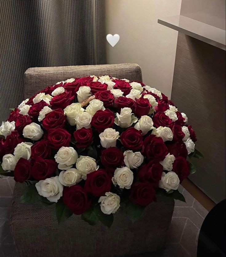 leoninethings's tweet photo. goal: study to get a good job and be able to afford my own luxuries without depending on anyone 🪄🌟 https://t.co/CYB9YDdD32