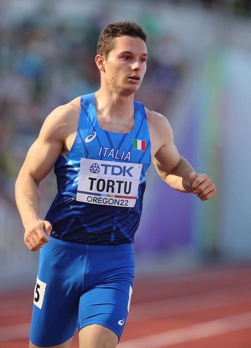 atleticaitalia's tweet photo. #WorldAthleticsChamps di un soffio! @FilippoTortu fuori dalla finale dei 200 metri per soli tre millesimi ai Mondiali di Eugene: 20.10 primato personale (+0.3), stesso tempo del canadese Aaron Brown 

Ph. Colombo/FIDAL

#atletica https://t.co/fO9nzKkFYc
